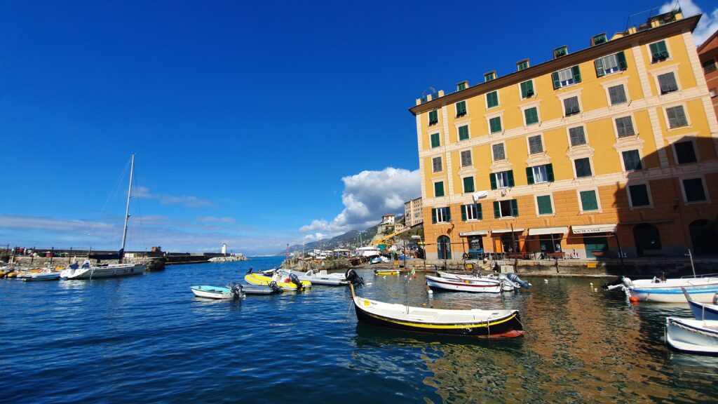Camogli vista durante una gita in battello